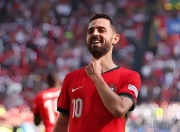 开云体育中国官网-国家队在比赛中发挥出色表现，获得关键胜利