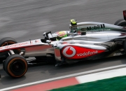 开云体育官网-梅赛德斯轻取红牛车队，佩雷兹关键制胜的简单介绍