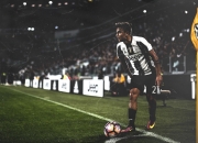 开云足球直播-米切尔的疾风之眼，当步行者攻防转换成为湖人的无解题