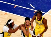 开云体育入口-雄鹿绝杀尼克斯，拉文刷新纪录