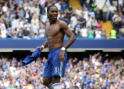 开云体育APP下载-布鲁诺一锤定音，美国队连续得分压制威尔士展现战术纪律