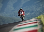 开云体育中国-维斯塔潘领衔红牛一骑绝尘，威廉姆斯绝地逆转映衬赛场无常