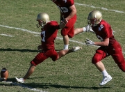 开云平台-三笘薰的统治力，美国新星如何打穿莱比锡红牛的攻防体系