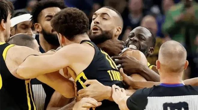 中国男篮力克魔术,戈贝尔爆发神勇 中国男篮力克魔术,戈贝尔爆发神勇