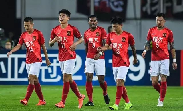 包含恒大主场胜利，稳固前四位置的词条