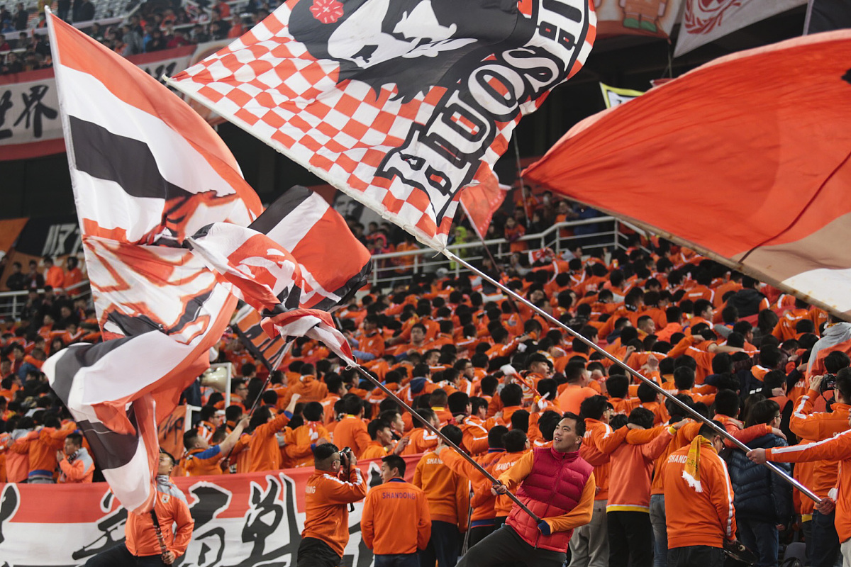 包含全球运动员同台竞技，展现体育魅力的词条