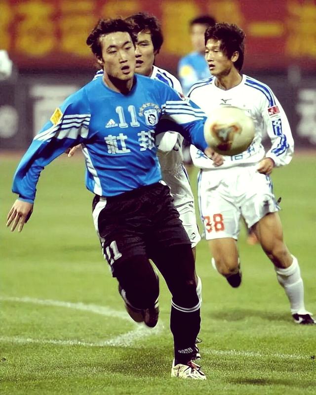 大连实德队在最新的比赛中获得了一场胜利