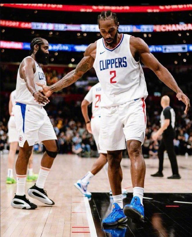 NBA赛季收官战火重燃，球队备战季后赛