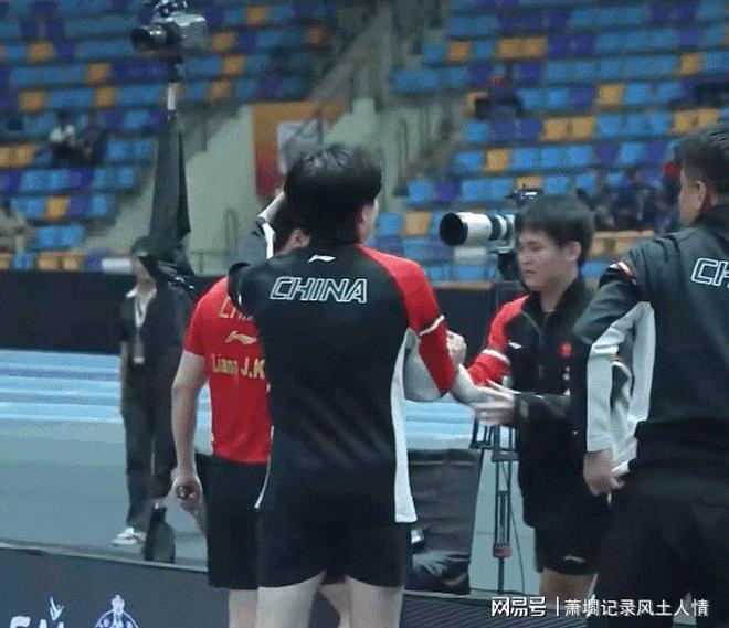 包含中国队翻盘奥地利队，王皓惊艳四座的词条