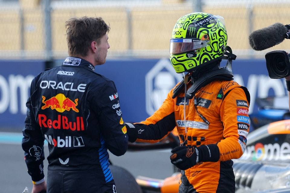 关于哈斯车队横扫雷诺车队，诺里斯扛起全队的信息