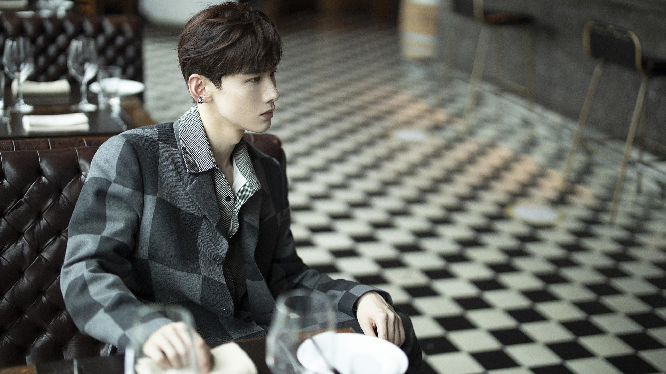 绿茵烽火与南粤雄鹰,当西甲德比遇见CBA跨洋胜利