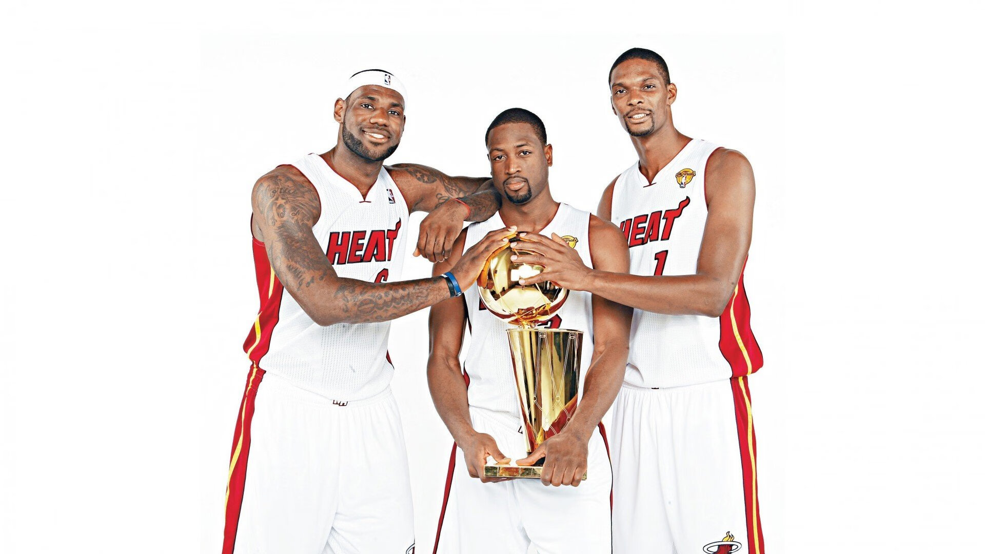 东决关键战焦点战，乌克兰绝杀卡塔尔—体育如何超越国界