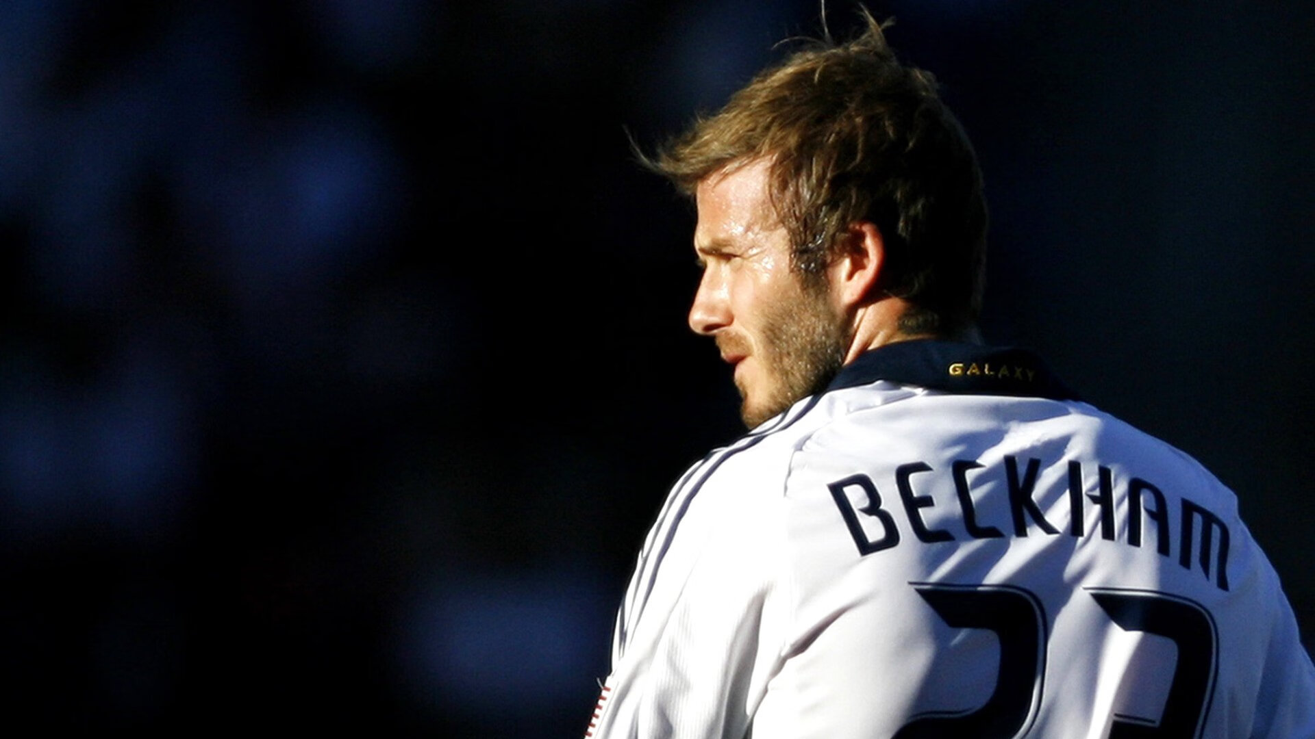 硬仗之王詹姆斯与新疆队的启示,从个人英雄到团队碾压的篮球哲学