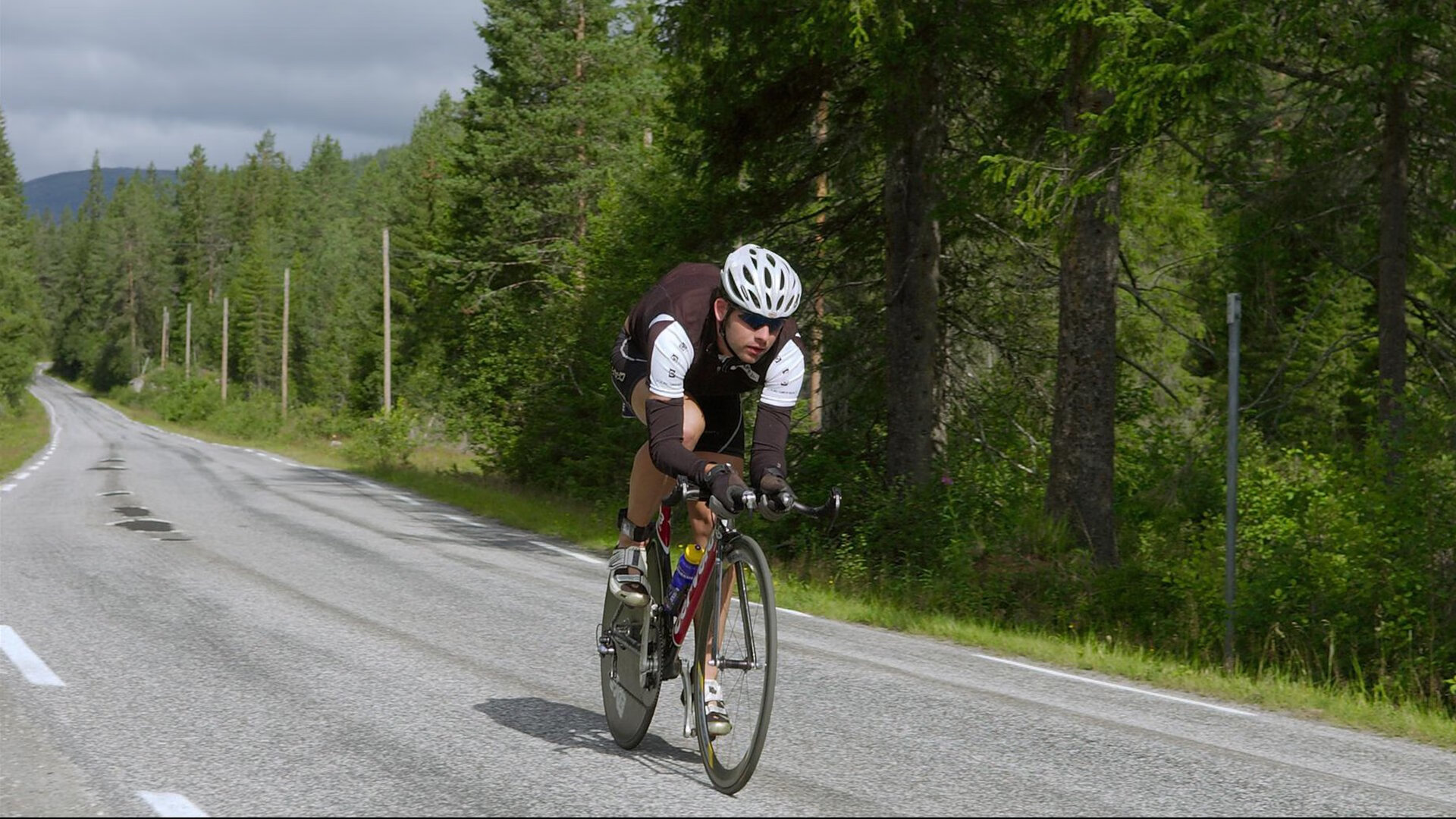 意甲焦点战之夜,德里赫特主宰比赛走向