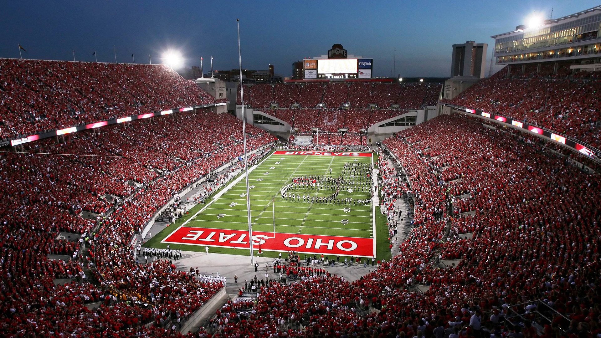 从黄蜂到欧冠，爱德华兹的接管时刻如何诠释竞技体育的统治力